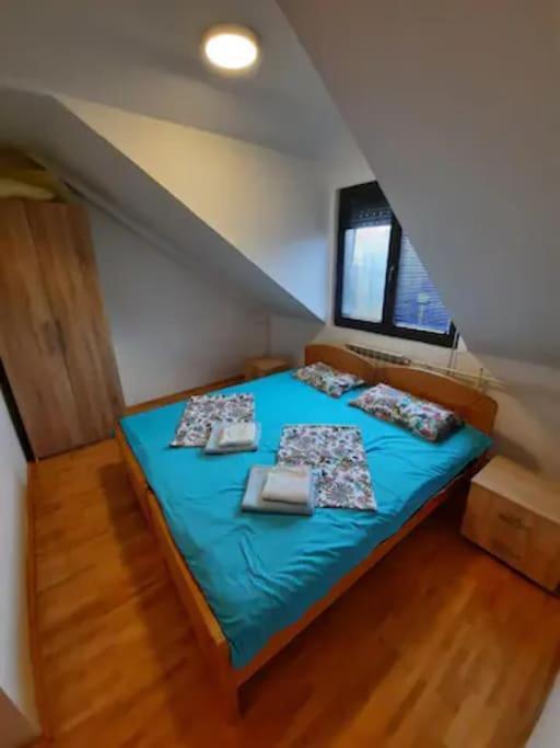 City Centre Loft Skopje Ngoại thất bức ảnh