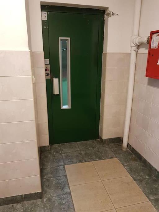 City Centre Loft Skopje Ngoại thất bức ảnh